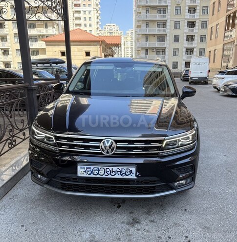 Volkswagen Tiguan 2020, 45,000 km - 1.4 l - Bakı