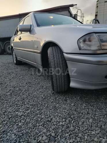 Mercedes C 200 1999, 444,325 km - 2.0 l - Sabirabad
