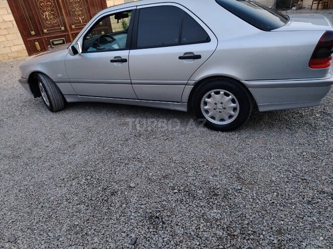Mercedes C 200 1999, 444,325 km - 2.0 l - Sabirabad