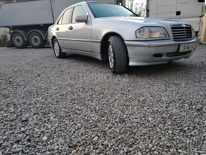 Mercedes C 200 1999, 444,325 km - 2.0 l - Sabirabad
