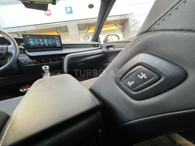 Toyota Camry 2025, 20,900 km - 2.0 l - Bakı