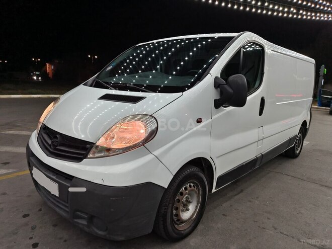 Opel Vivaro 2011, 235,000 km - 2.0 l - Naxçıvan