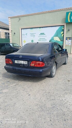 Mercedes E 240 1998, 618,244 km - 2.4 l - Ağdam