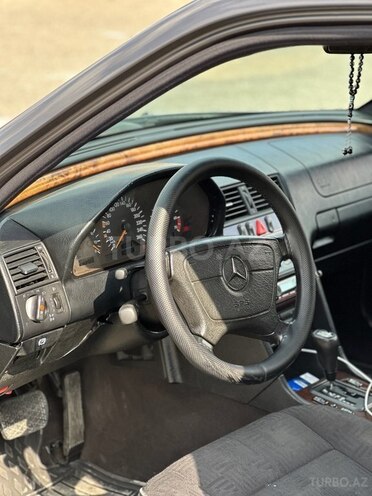 Mercedes C 240 1997, 306,000 km - 2.4 л - Mingəçevir
