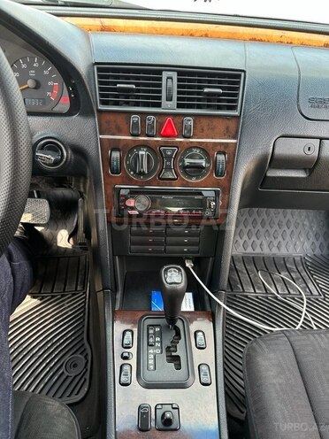 Mercedes C 240 1997, 306,000 km - 2.4 л - Mingəçevir