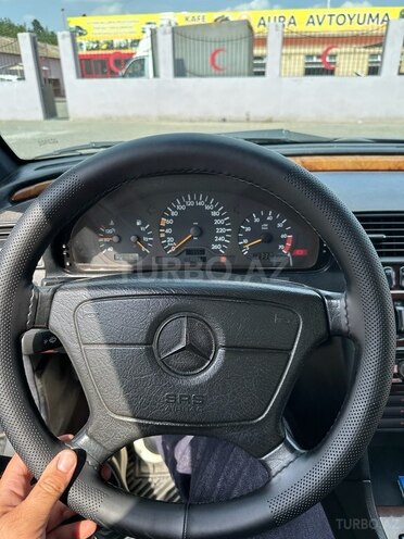 Mercedes C 240 1997, 306,000 km - 2.4 л - Mingəçevir