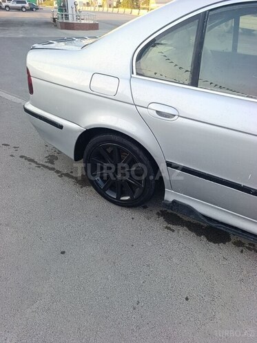 BMW 528 1995, 320,000 km - 2.8 l - Bakı