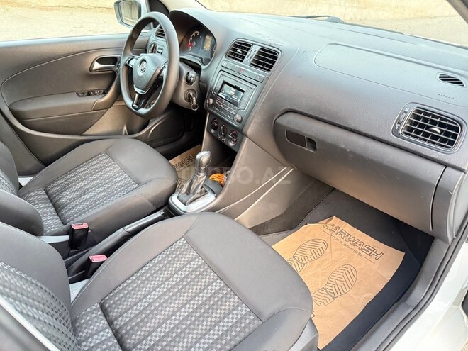 Volkswagen Polo 2018, 162,000 km - 1.6 л - Bakı