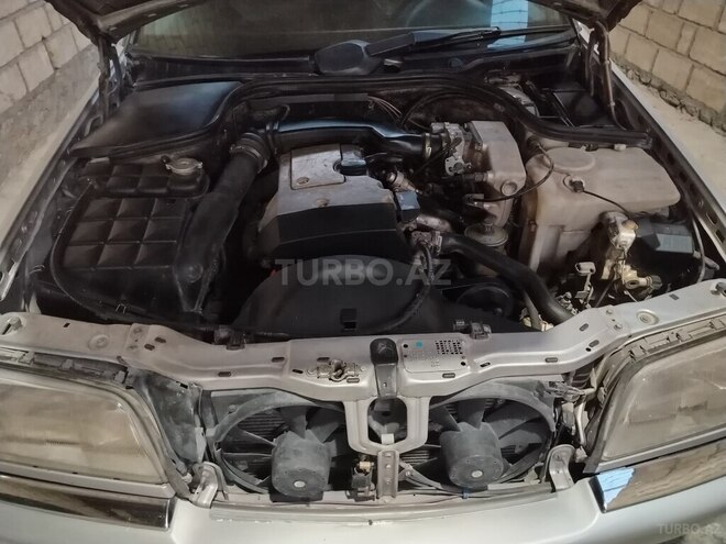 Mercedes C 180 1995, 418,532 km - 1.8 л - Gəncə