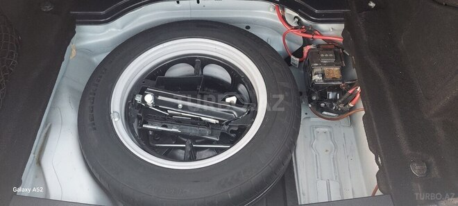 Mercedes E 220 2014, 339,000 km - 2.1 l - Biləsuvar