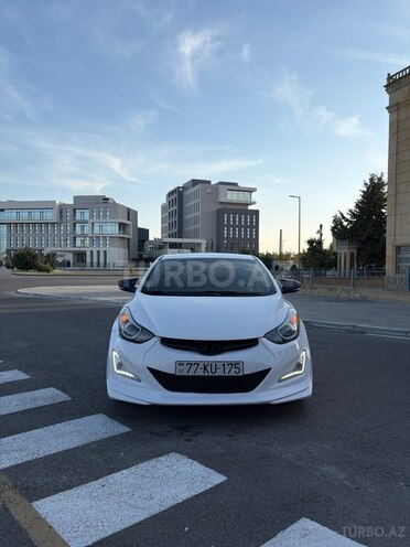 Hyundai Elantra 2015, 235,000 km - 1.6 l - Bakı