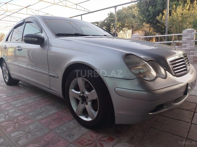 Mercedes C 270 2001, 385,652 km - 2.7 l - Neftçala