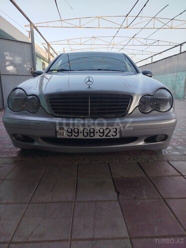 Mercedes C 270 2001, 385,652 km - 2.7 l - Neftçala