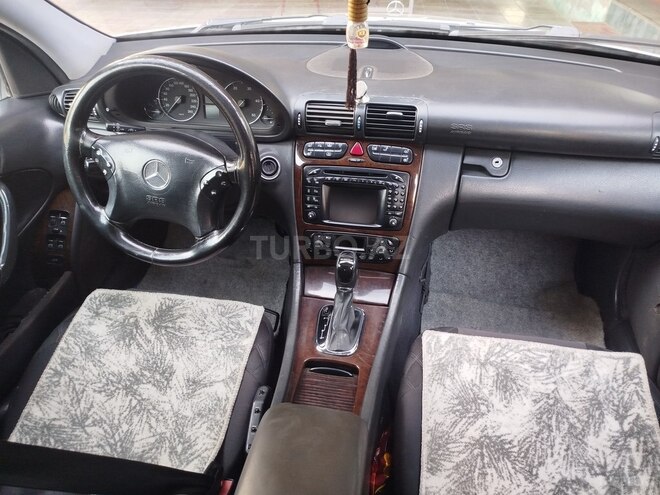Mercedes C 270 2001, 385,652 km - 2.7 l - Neftçala