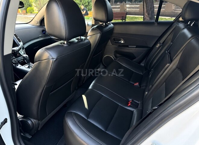 Chevrolet Cruze 2015, 175,000 km - 1.4 л - Gəncə