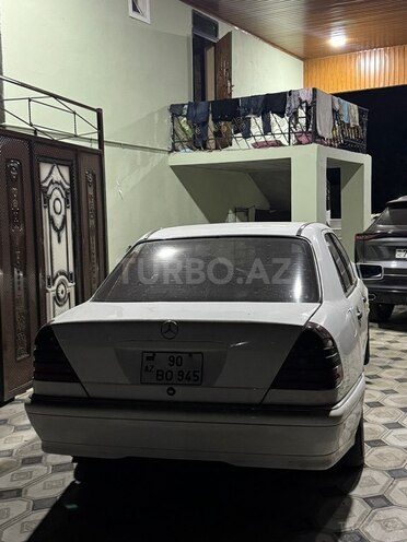 Mercedes C 240 2000, 347,000 km - 2.4 l - Masallı