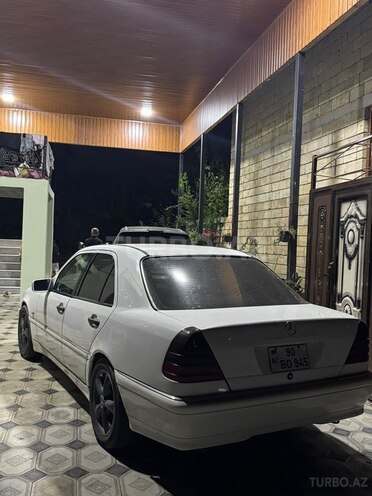 Mercedes C 240 2000, 347,000 km - 2.4 l - Masallı