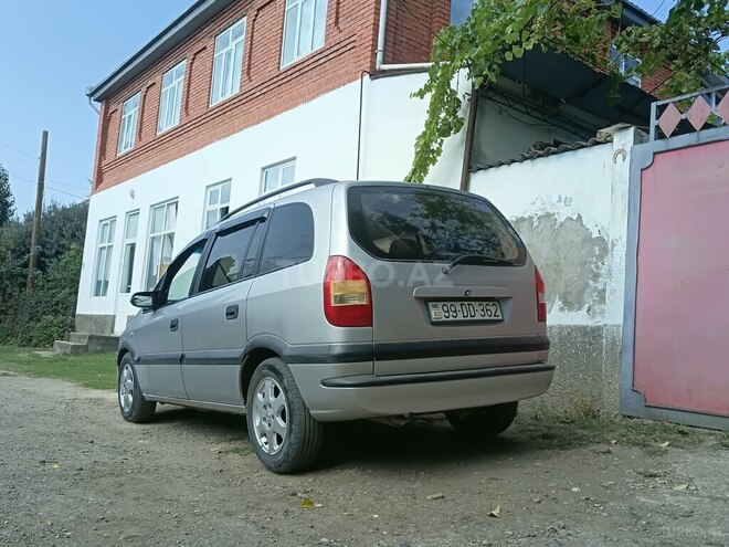 Opel Zafira 2000, 350,000 km - 2.2 l - Astara