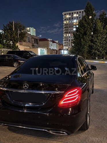 Mercedes  2017, 177,000 km - 2.0 l - Bakı