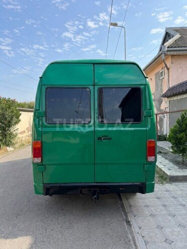 Mercedes 208 D 1994, 300,000 km - 2.3 l - Cəlilabad