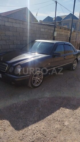 Mercedes E 230 1996, 350,000 km - 2.3 l - Bakı