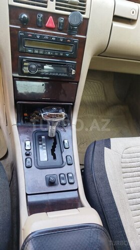 Mercedes E 230 1996, 350,000 km - 2.3 l - Bakı