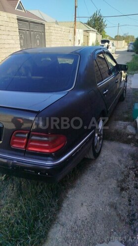 Mercedes E 230 1996, 350,000 km - 2.3 l - Bakı