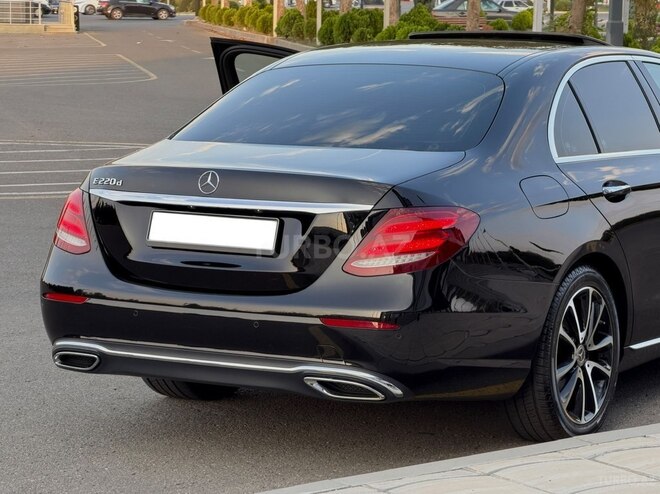 Mercedes E 220 d 2017, 186,000 km - 2.0 l - Gəncə