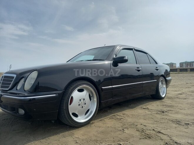 Mercedes E 220 1998, 768,000 km - 2.2 l - Sumqayıt