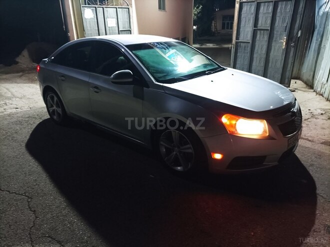 Chevrolet Cruze 2012, 286,000 km - 1.4 l - Quba