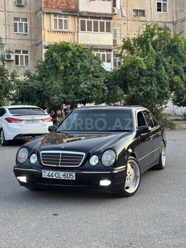 Mercedes E 220 1998, 768,000 km - 2.2 l - Sumqayıt