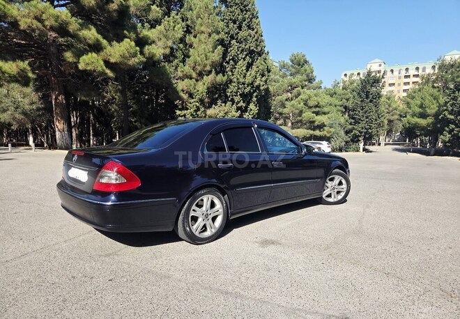 Mercedes E 220 2008, 317,000 km - 2.2 l - Sumqayıt