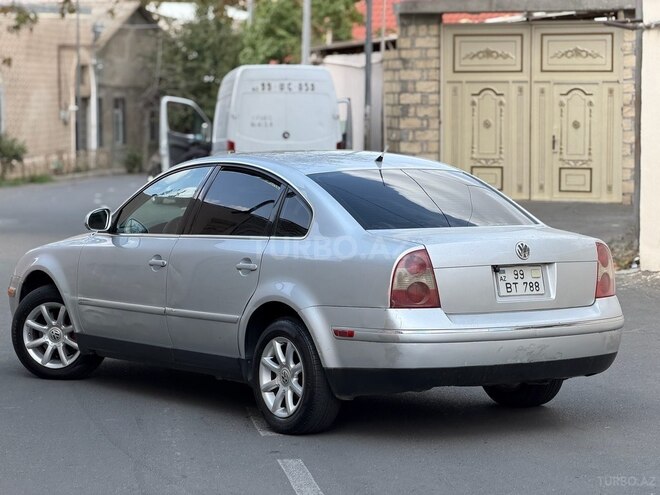 Volkswagen Passat 2004, 193,121 km - 1.8 l - Gəncə
