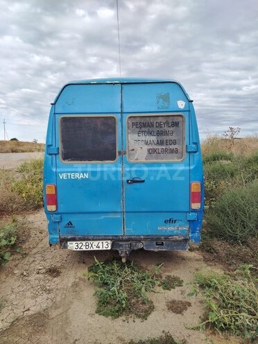 Mercedes 208 D 1988, 150,000 km - 2.3 l - Gəncə