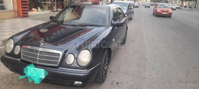 Mercedes E 230 1997, 285,367 km - 2.3 l - Bərdə