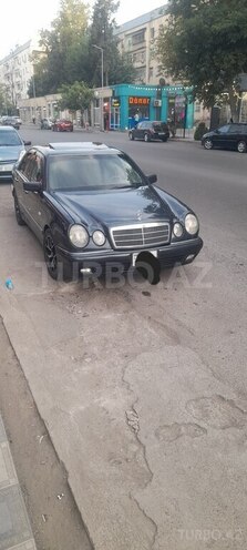Mercedes E 230 1997, 285,367 km - 2.3 l - Bərdə