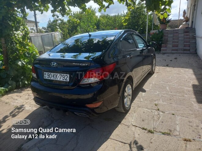 Hyundai Accent 2011, 250,000 km - 1.4 l - Bakı