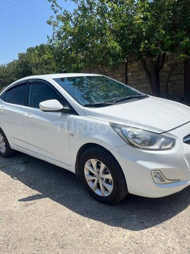 Hyundai Accent 2011, 211,000 km - 1.4 l - Bakı