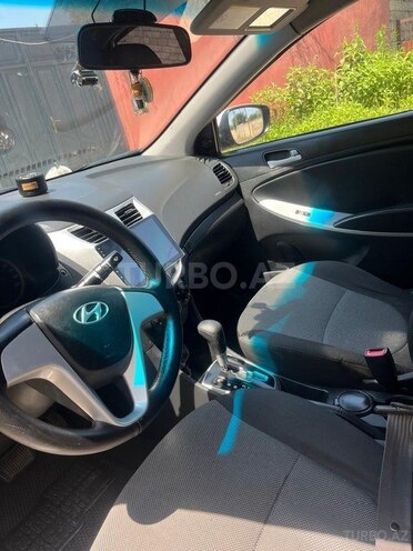 Hyundai Accent 2011, 211,000 km - 1.4 l - Bakı