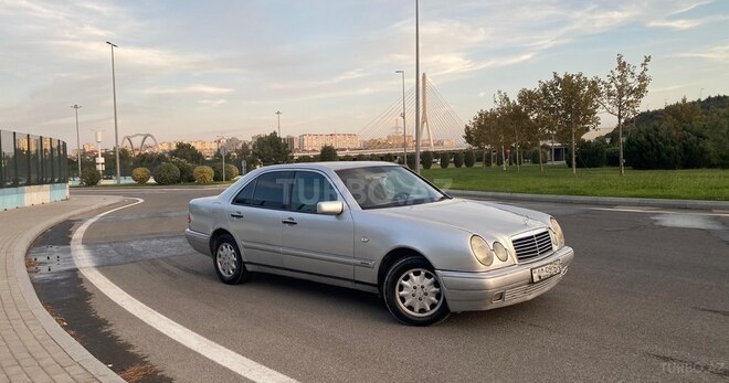 Mercedes E 230 1996, 454,000 km - 2.3 l - Bakı