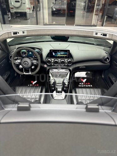 Mercedes  2021, 42,000 km - 4.0 л - Bakı