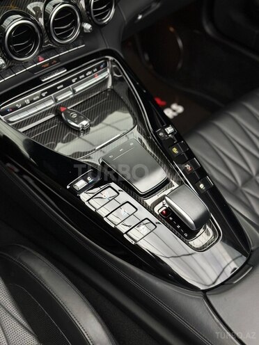Mercedes  2021, 42,000 km - 4.0 л - Bakı