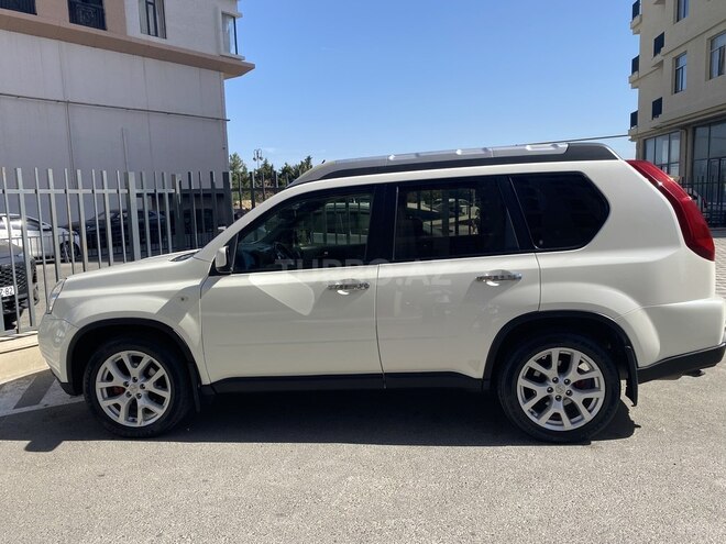 Nissan X-Trail 2014, 221,000 km - 2.5 l - Bakı