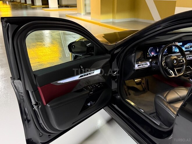BMW 740 2022, 29,000 km - 3.0 l - Bakı