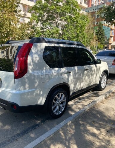 Nissan X-Trail 2014, 221,000 km - 2.5 l - Bakı