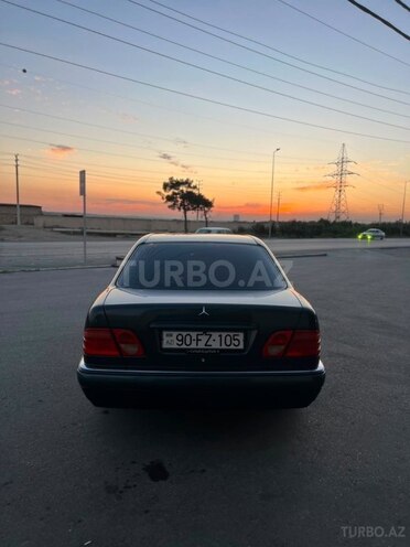 Mercedes E 200 1997, 270,000 km - 2.0 l - Bakı