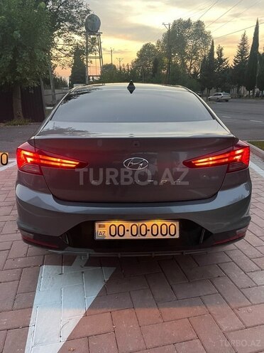 Hyundai Elantra 2019, 146,342 km - 2.0 l - Zaqatala