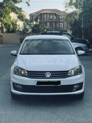 Volkswagen Polo 2019, 212,800 km - 1.6 l - Bakı