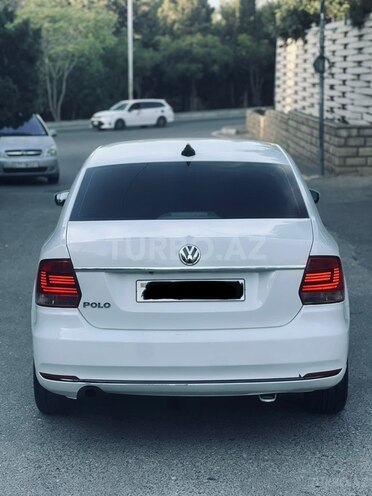 Volkswagen Polo 2019, 212,800 km - 1.6 l - Bakı