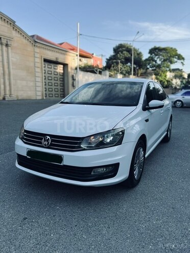 Volkswagen Polo 2019, 212,800 km - 1.6 l - Bakı